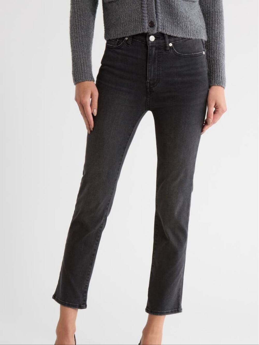 FRAME Le High 'N' Tight Straight Leg Jeans Raw Hem (Blackthorn) in a size 24
